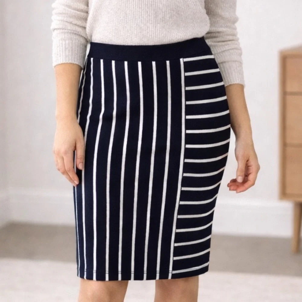 Banana Republic Striped Sweater Pencil Skirt Navy White Size Medium